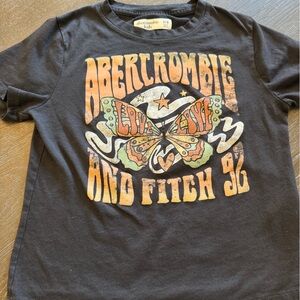 Abercrombie & Fitch (Abercrombie kids) girls t-shirt in excellent condition!